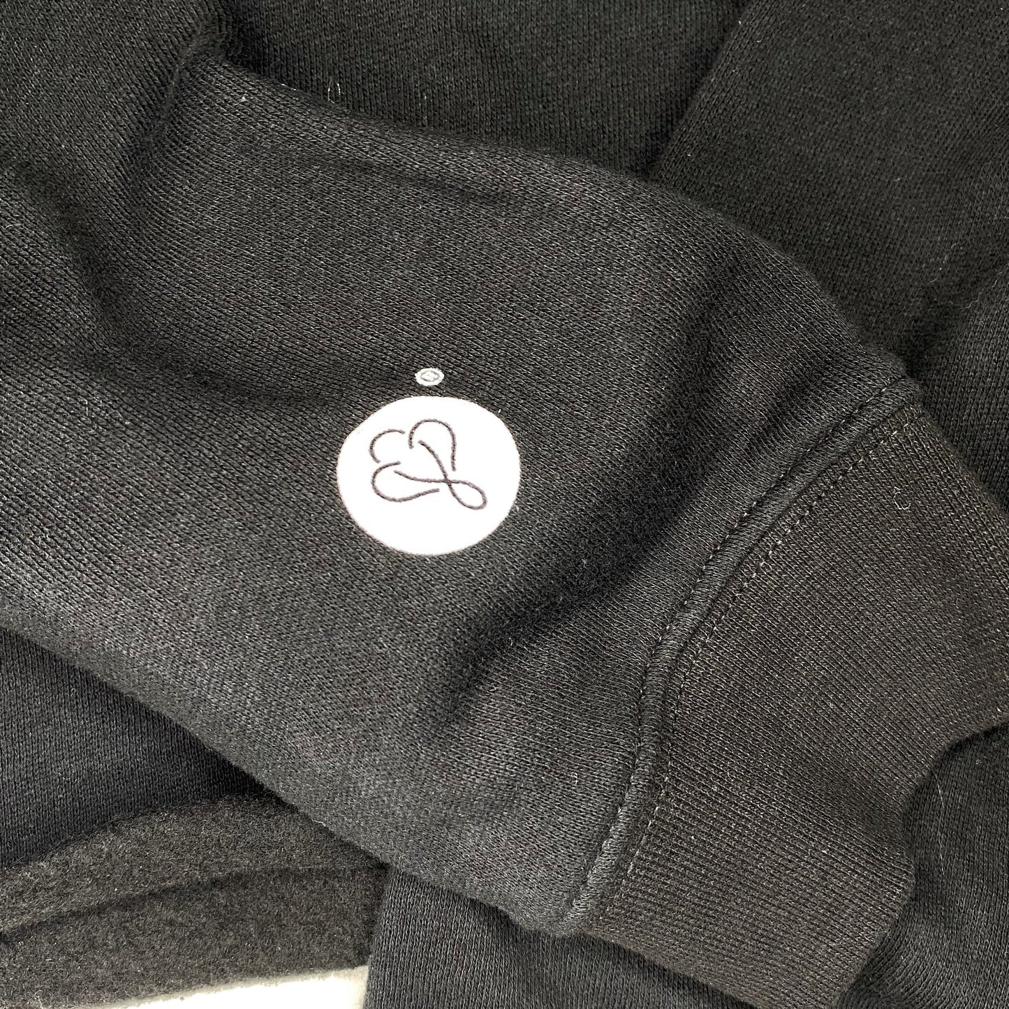 BIG LOViE CREWNECK SWEATSHIRT | SCHWARZ
