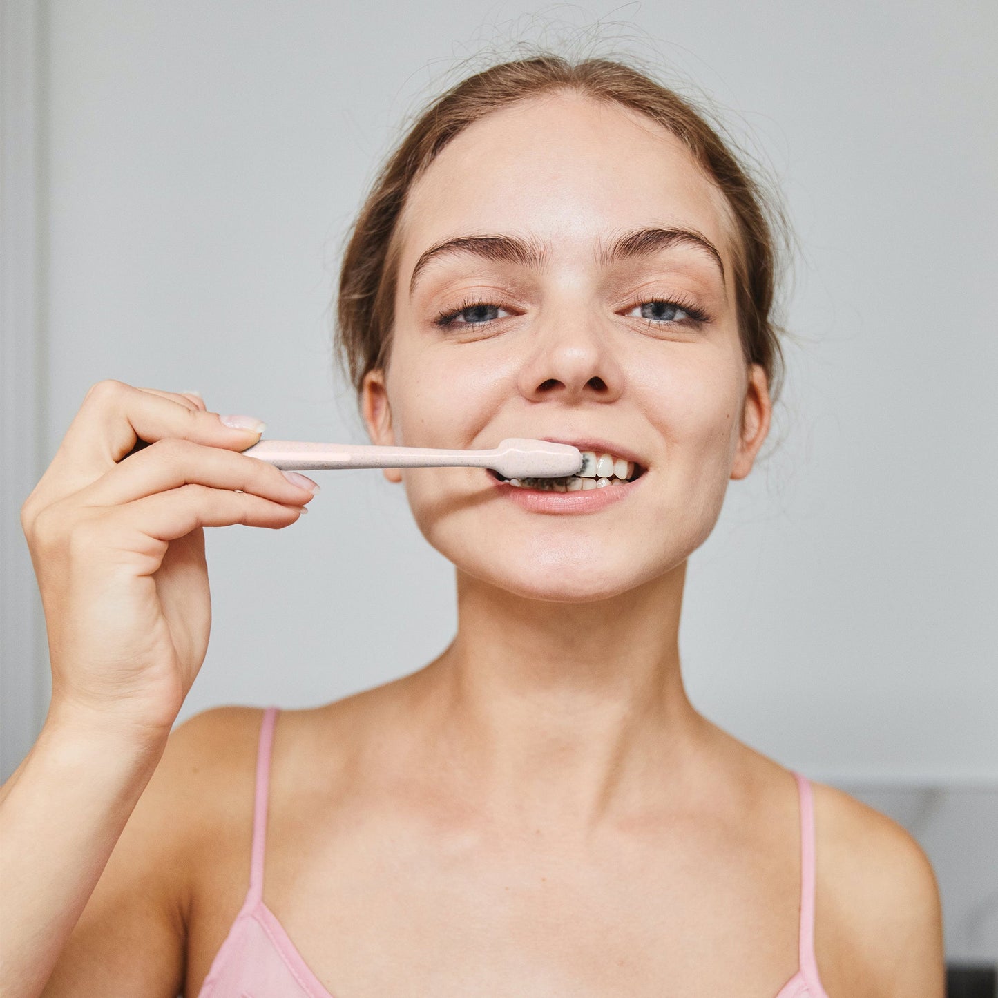 Pursonic Zahnaufhellungs-Kohlepulver Natural 5er-Pack – Angereichert mit Grapefruit-, Pfefferminz- und Zitronen-Ölen – je 57 g