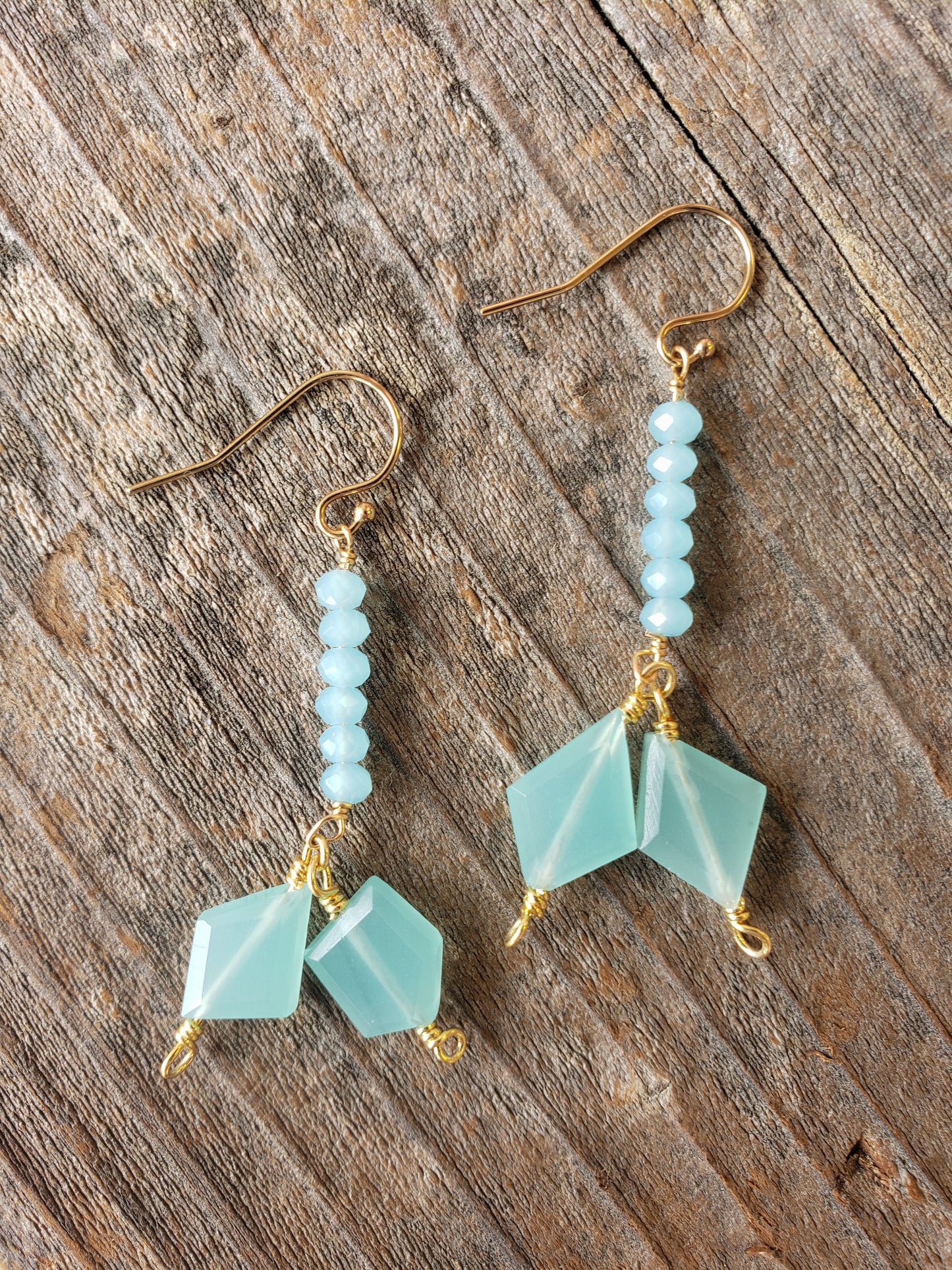 Del Mar Ohrringe aus Chalcedon