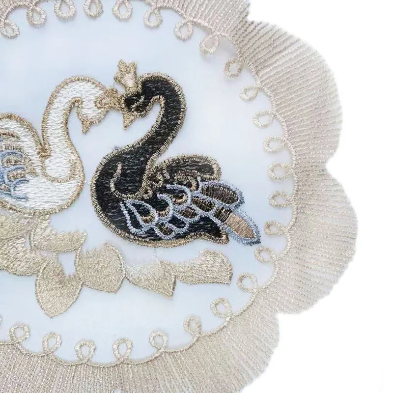 Modern Chinese Gold Embroidered Swan Pattern Round Table Mat Bar Counter Kitchen Coaster Christmas Wedding Festive Decoration