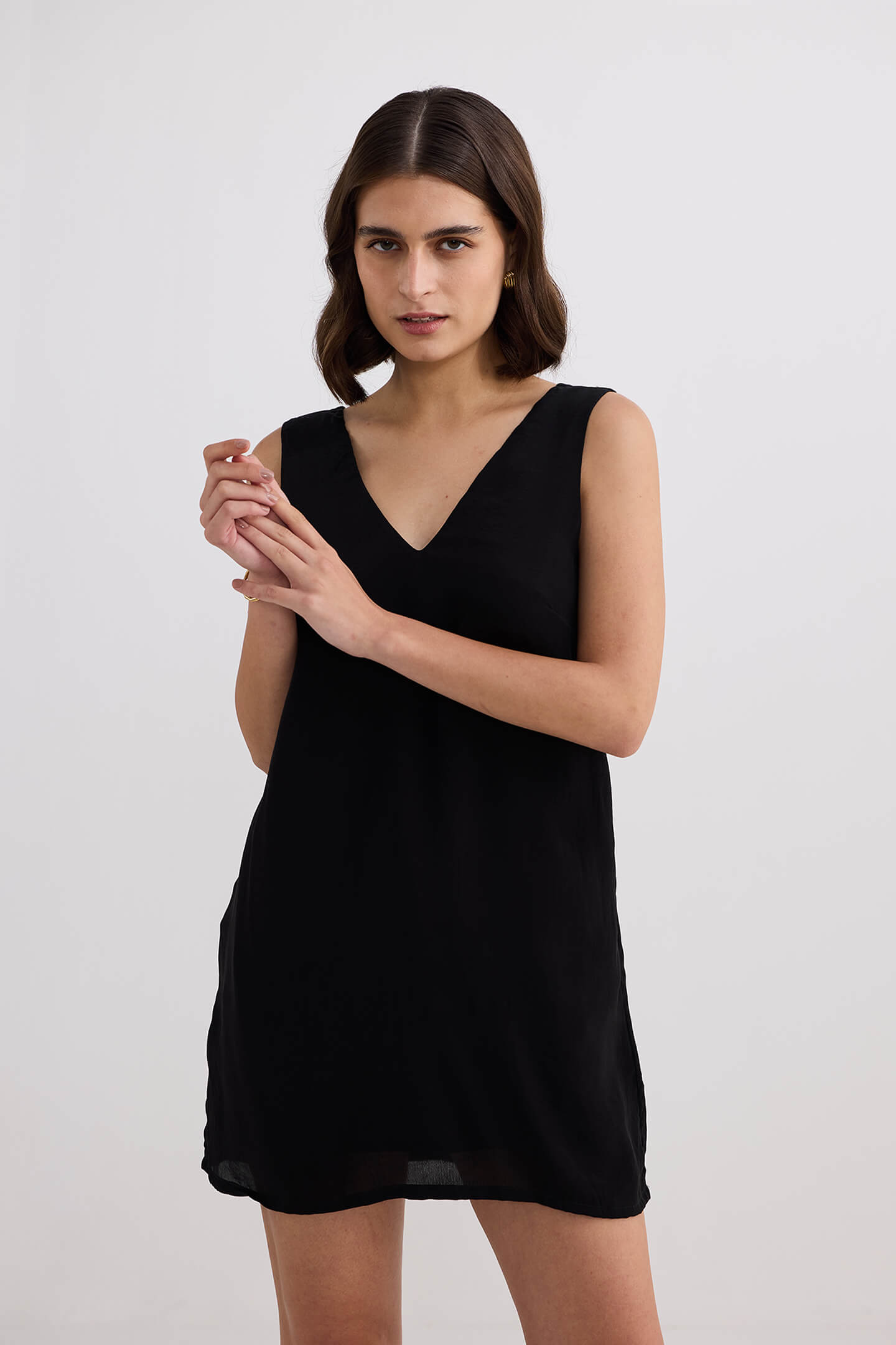Mitternachts Muse V-Ausschnitt kurzes Kleid in Schwarz