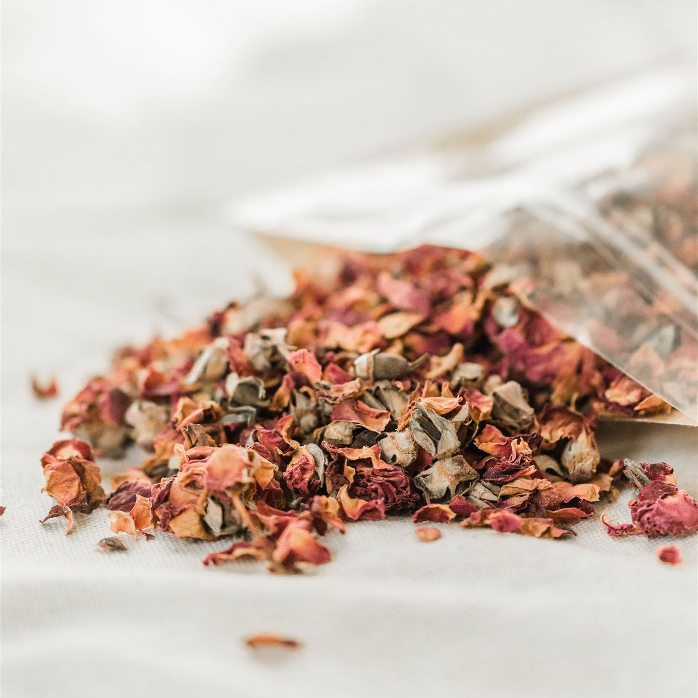 Bio-Rosenblüten | Ayurvedischer Kräuterverbündeter zur Herzöffnung