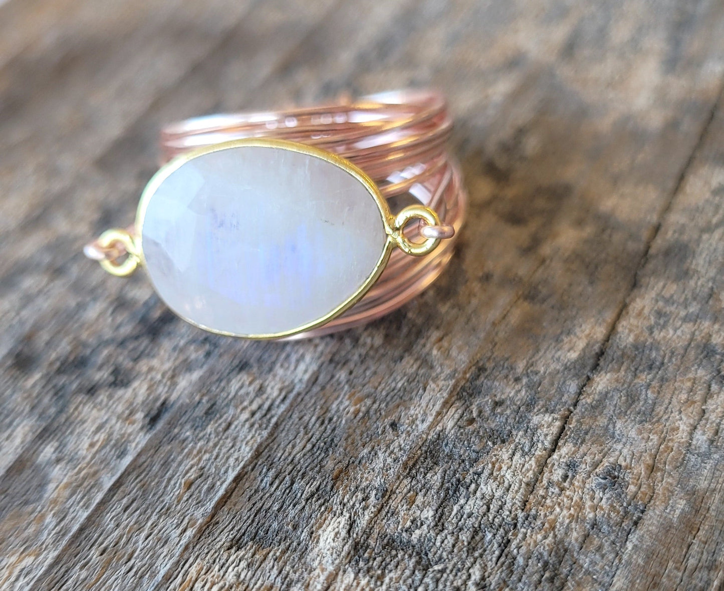Torrey Ring in Roségold mit Mondstein