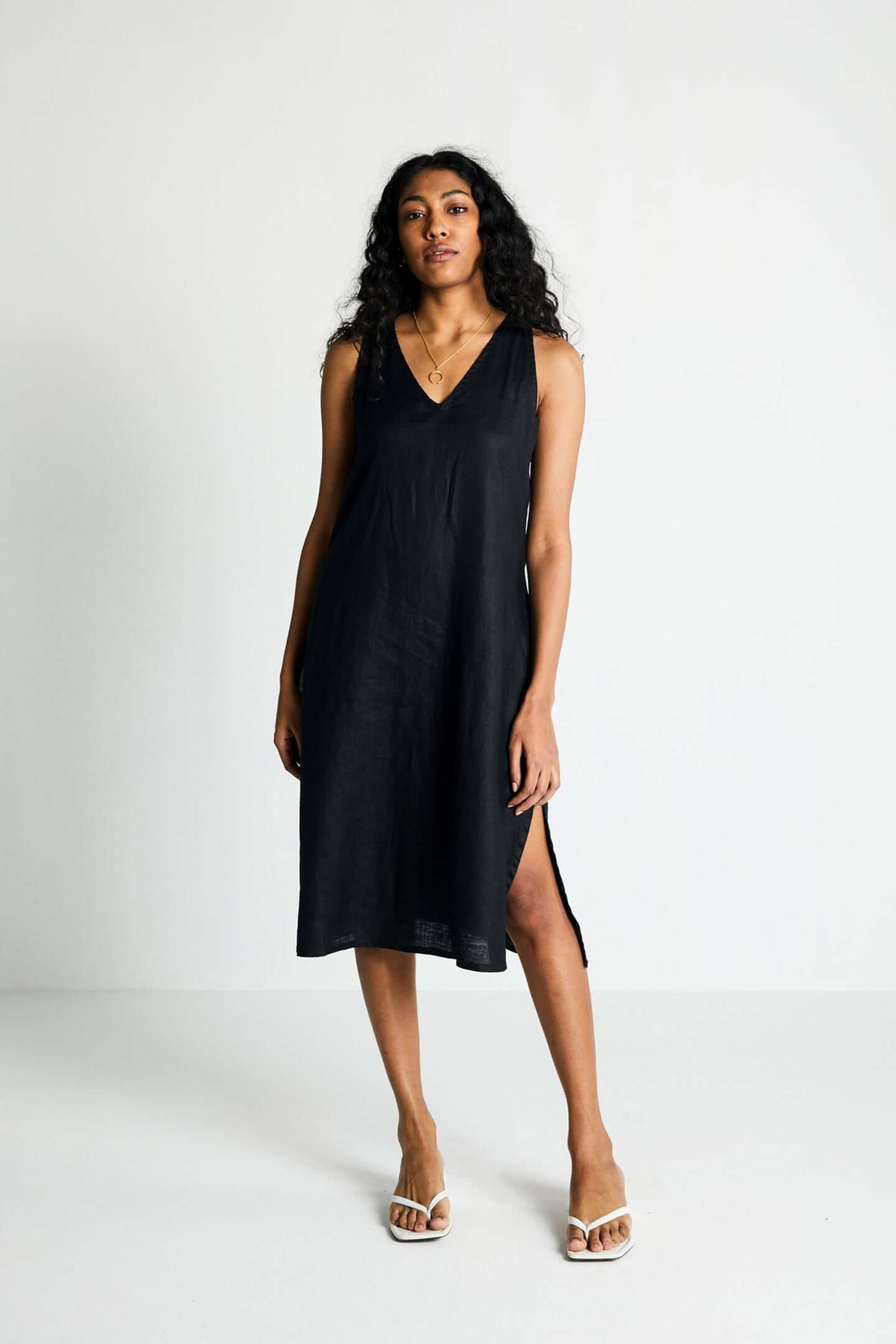 Das Hemp Noir Kleid