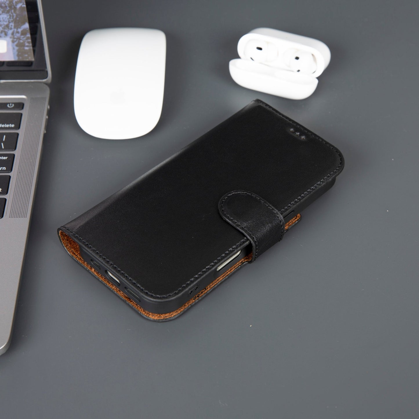 Casper iPhone 17 Leder-Brieftaschen-Hülle – MagSafe kompatibel