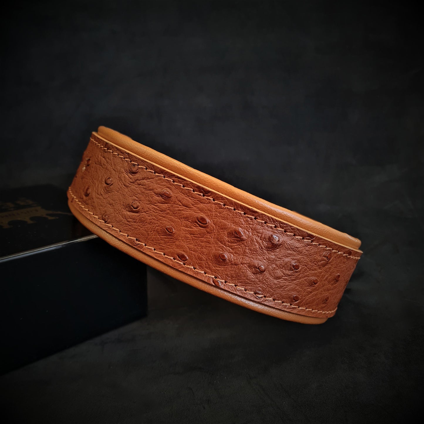 Das "Strauß" Halsband LIMITIERT