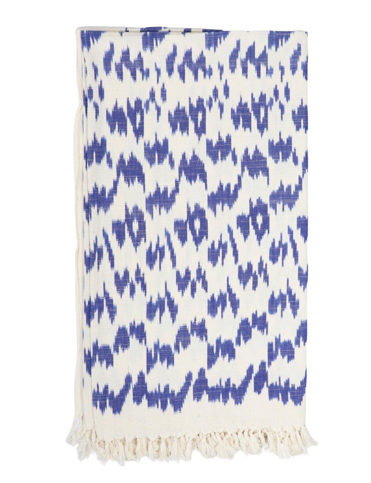 Wohndecke aus blauem Ikat