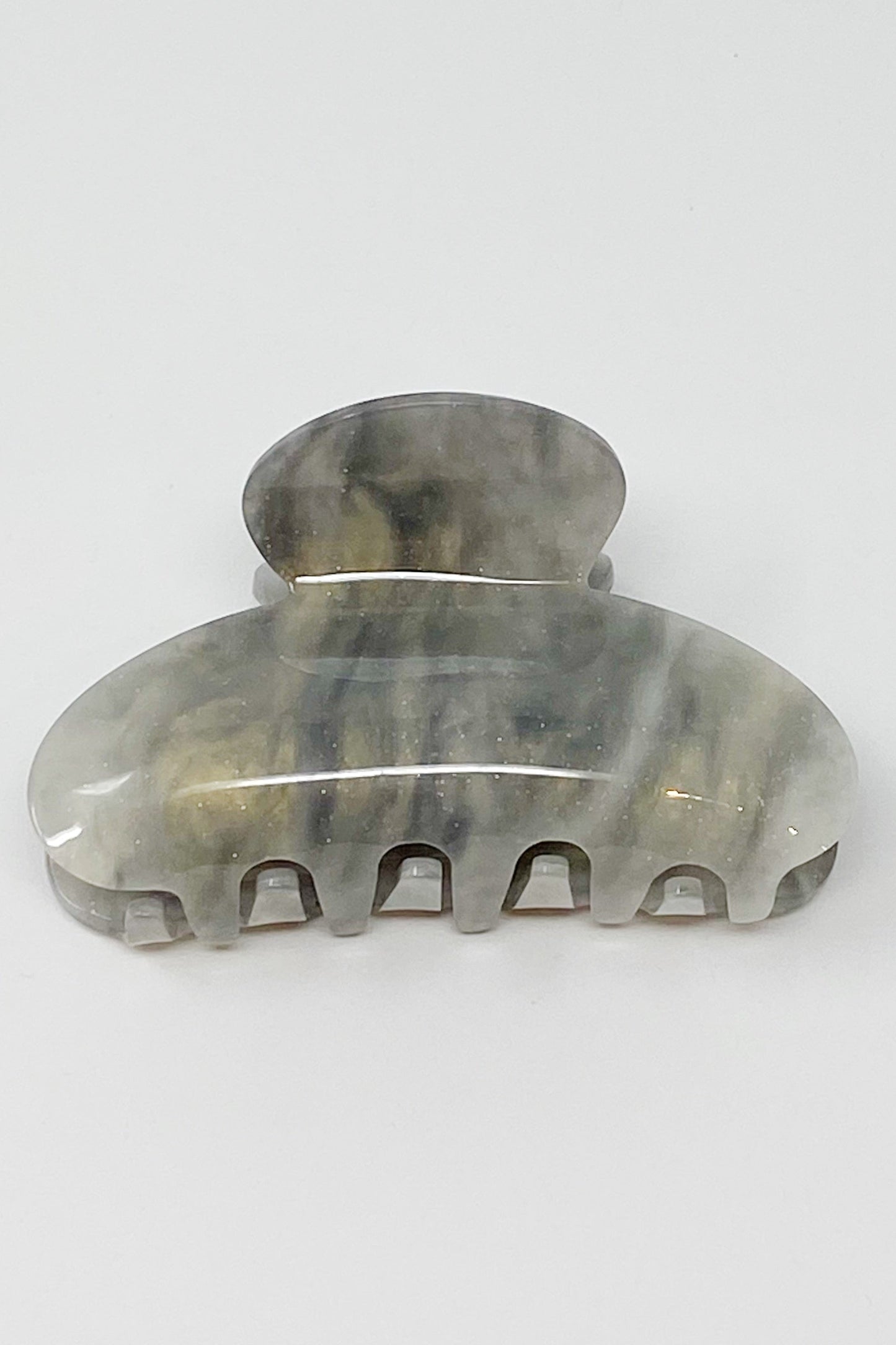 Retro Feel Hair Claw