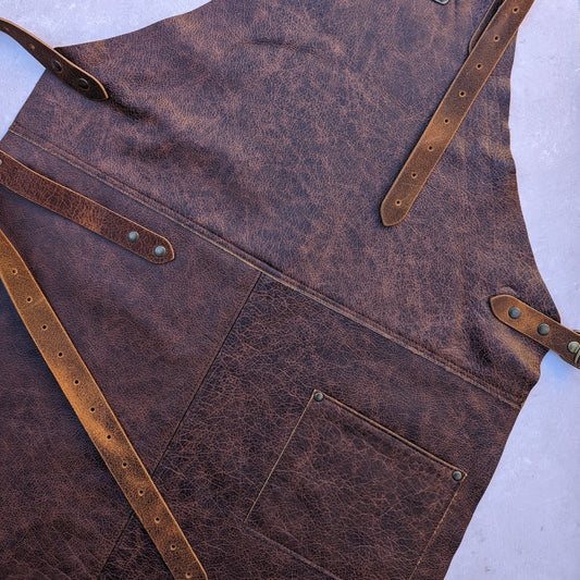 Basic Apron in Deluxe