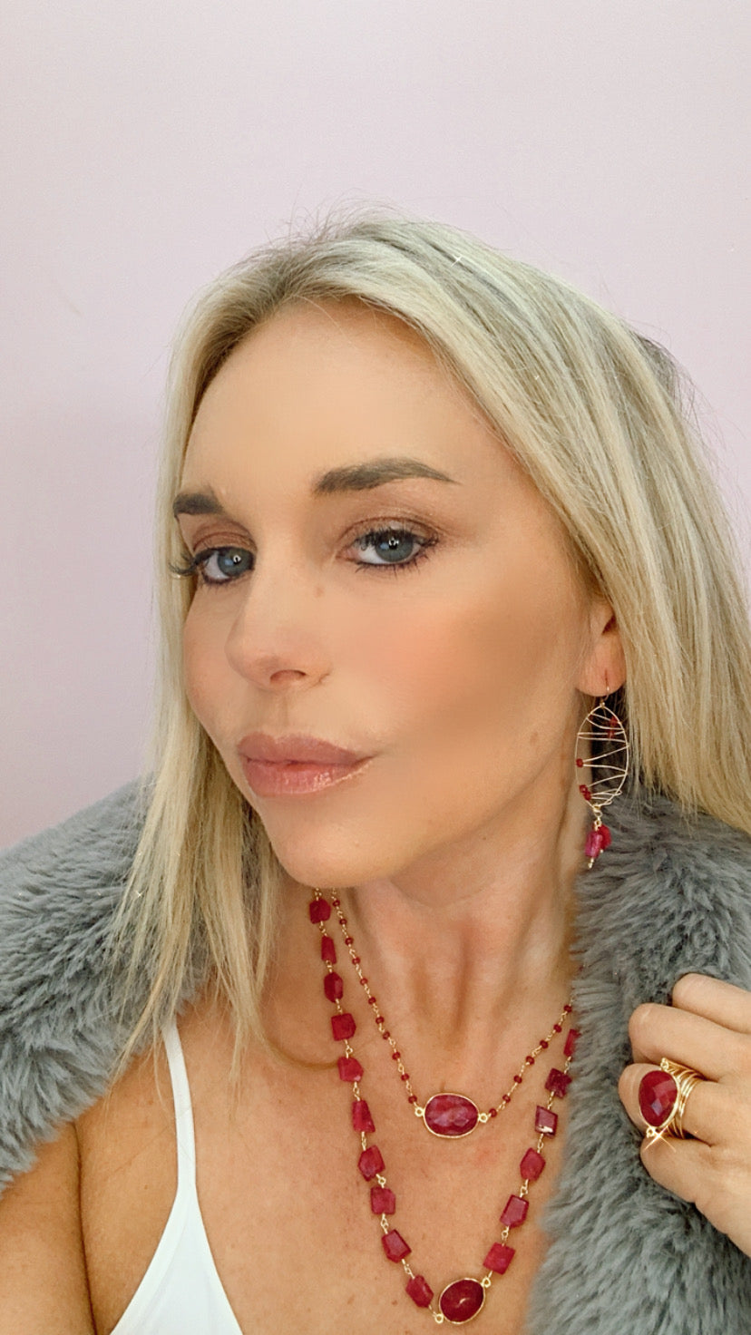 Hana Wrap Bracelet/Necklace in Ruby - Chunky Stone