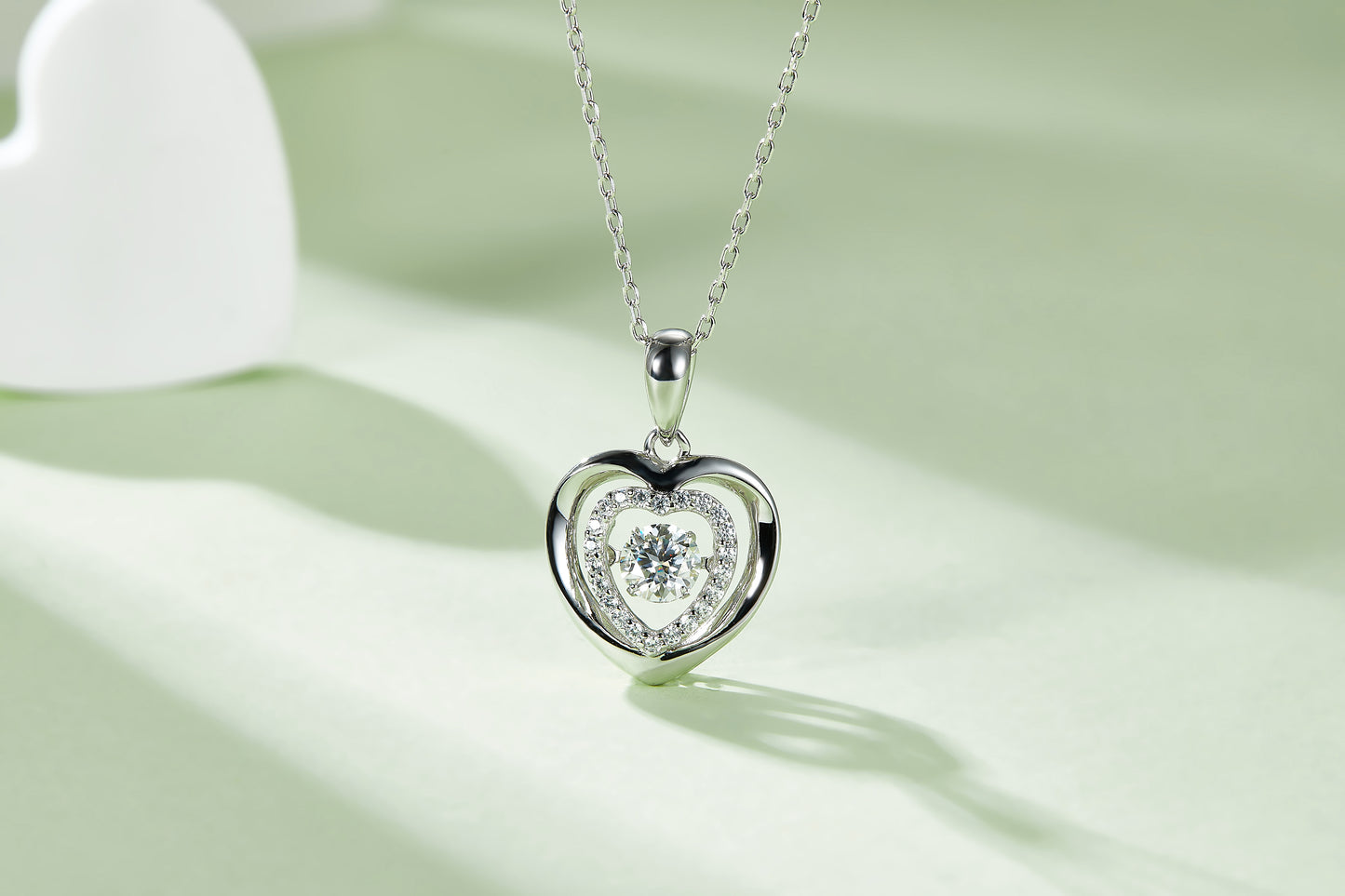 Set With Top-quality Moissanite, This Luxurious And Fashionable Light Luxury Trend Jewelry Necklace Pendant Is Made Of S925 Silver Electroplated With Platinum