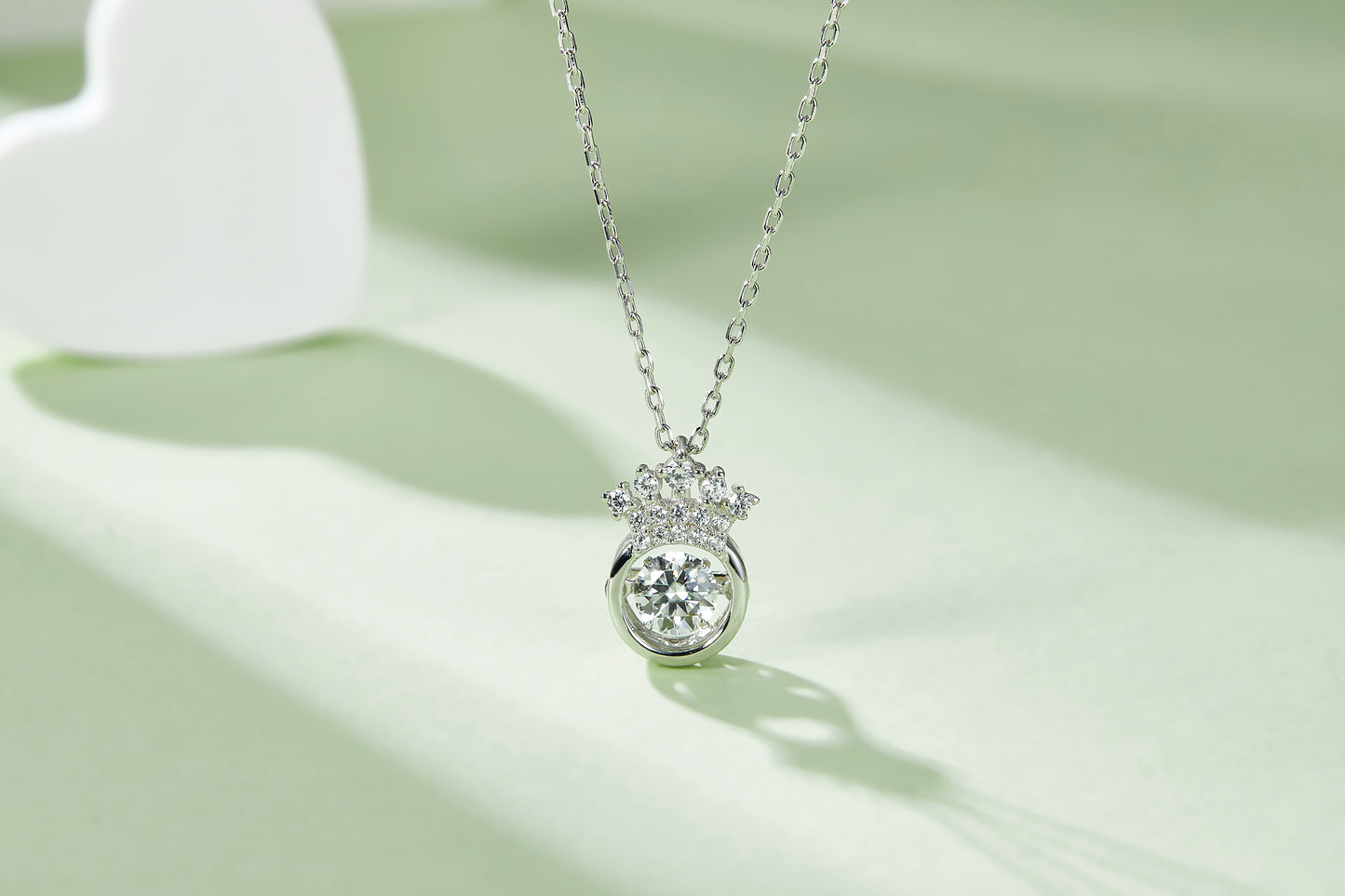 Set With Top-quality Moissanite, This Luxurious And Fashionable Light Luxury Trend Jewelry Necklace Pendant Is Made Of S925 Silver Electroplated With Platinum