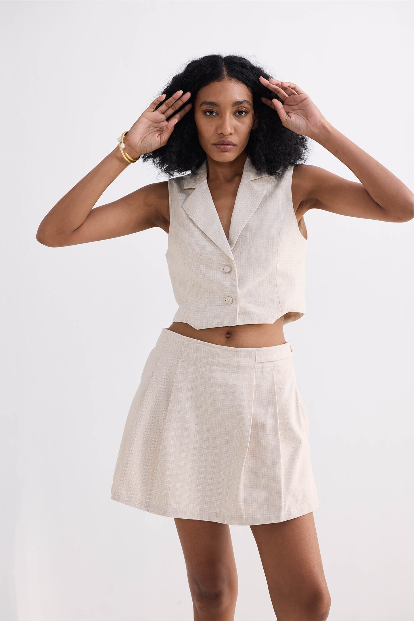 Cropped Cotton Tweed Vest in Cream
