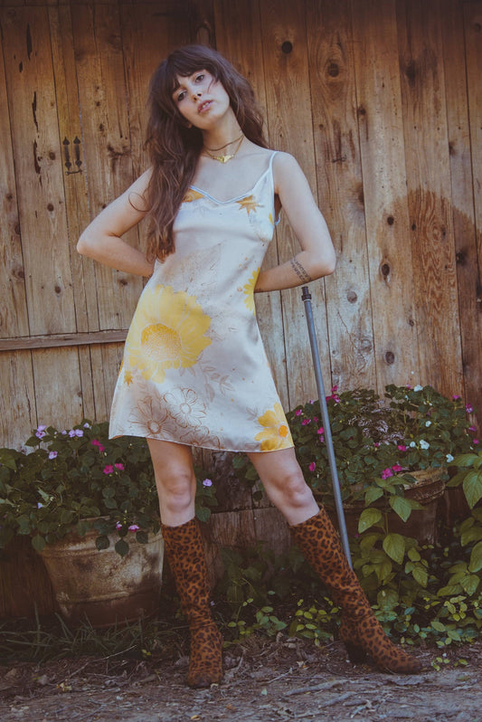 Vela Silk Dress in Flower Constellation