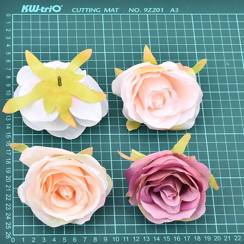 30pcs/7-8cm White Rose Artificial Silk Flower Heads DIY Wedding Home Birthday Party Decoration Wreath Scrapbooking Fake Flowers