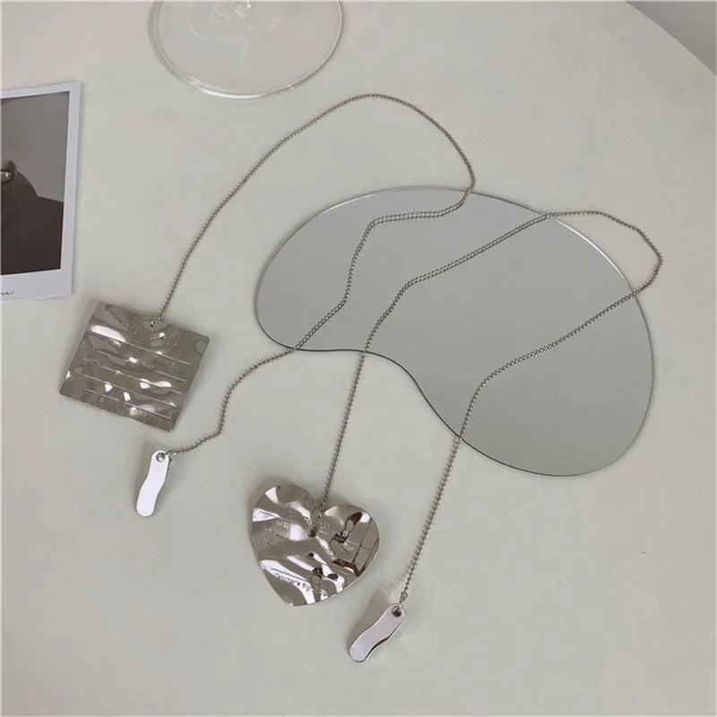 YANGLIUJIA Metal Heart Chain Brooch Personality Fashion Tassel Lovers Suit Accessories Christmas Gift
