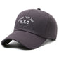 Großhandel Kostenloses individuelles Logo Unisex Denim Hochwertige Dad-Mütze mit gesticktem Logo Baseballkappe für Eltern Strand Klassischer Sport