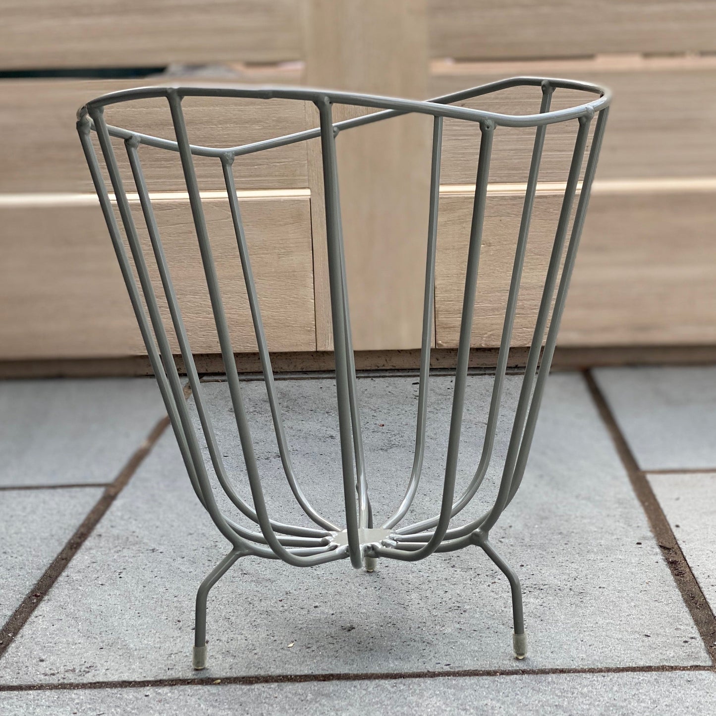 METAL BASKET