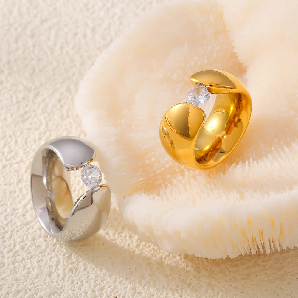 Trendy Stainless Steel Round Rings For Women Zircon Wedding Bands Women Finger Gold Silver Color Chunky Rings Waterproof Jewelry