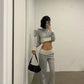 Damen Koreanische Y2k Gyaru Outfits 2-teiliges Set Patchwork Langarm Cropped Hoodie + Lange Freizeithose mit Gummizug im Baggy-Stil