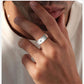 Vnox Spinner Kreuzring für Herren, schwarzer Edelstahl drehbarer Stressabbau-Fingerband, Jungen Christus Jesus Religion Ring