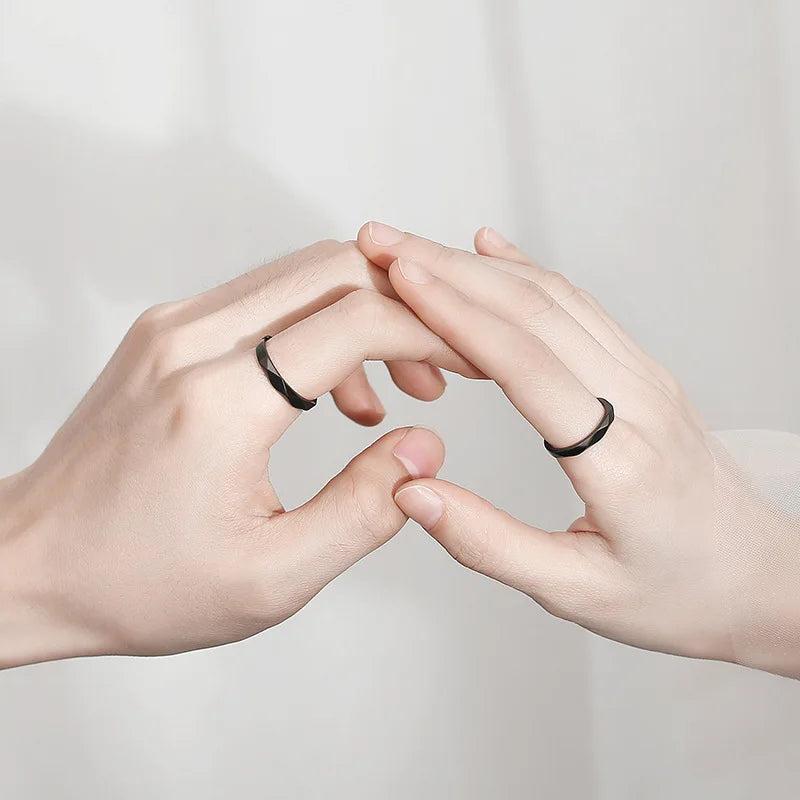 Fashion Schwarz Weiß Ring Geometrische Unregelmäßigkeiten Glatte Paar Verstellbare Ringe Einfachheit Studentenparty Schmuck