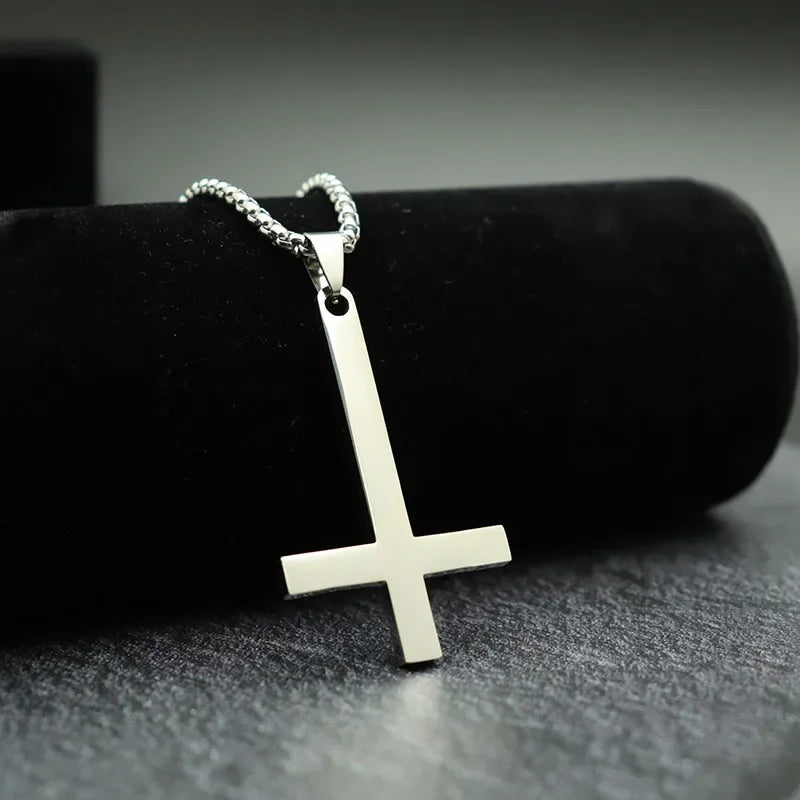 Schlichte Kreuzkette mit Kreis Anhänger Edelstahl Halskette Christ Kreuz Halskette für Herren Jungen Coole Halskette Collier