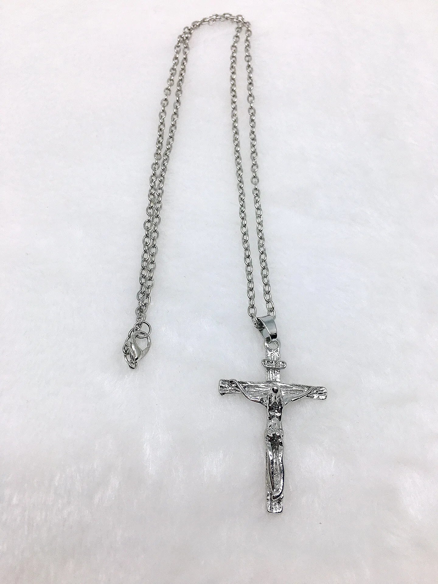 Mode Kruzifix Jesus Christus Herrenschmuck Gold Braun Silber Farbe Metall Kreuz Anhänger mit Halskette Halsketten für Damen