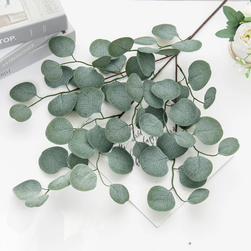 Künstliche Pflanzen Eukalyptusblätter Ranke Weihnachtsdekoration Vase für Zuhause Hochzeit Garten Rosenbogen Scrapbooking Künstliche Blumen