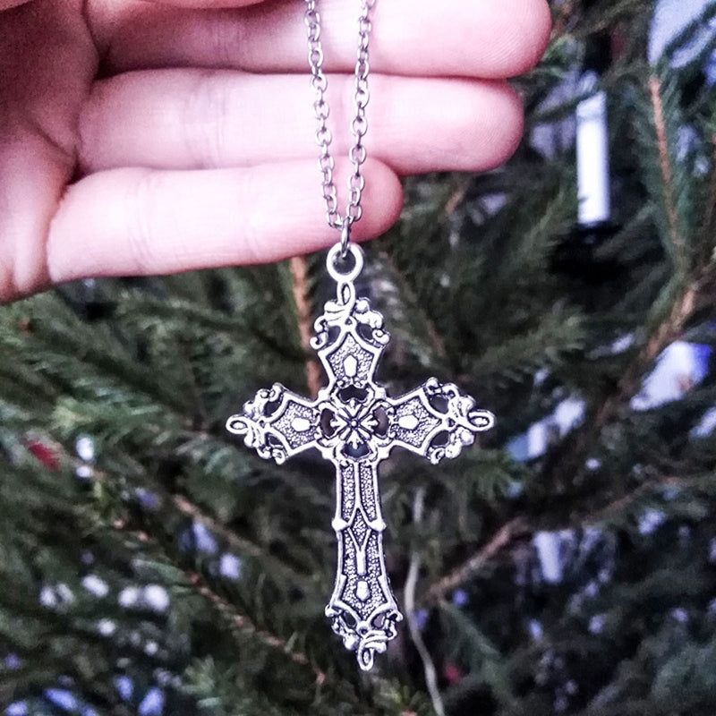 Retro Barock für Kreuz Blumenhalskette Mode Böhmen Christus für Kreuz Halskette Gotische Anhänger Halskette mit Metallkette
