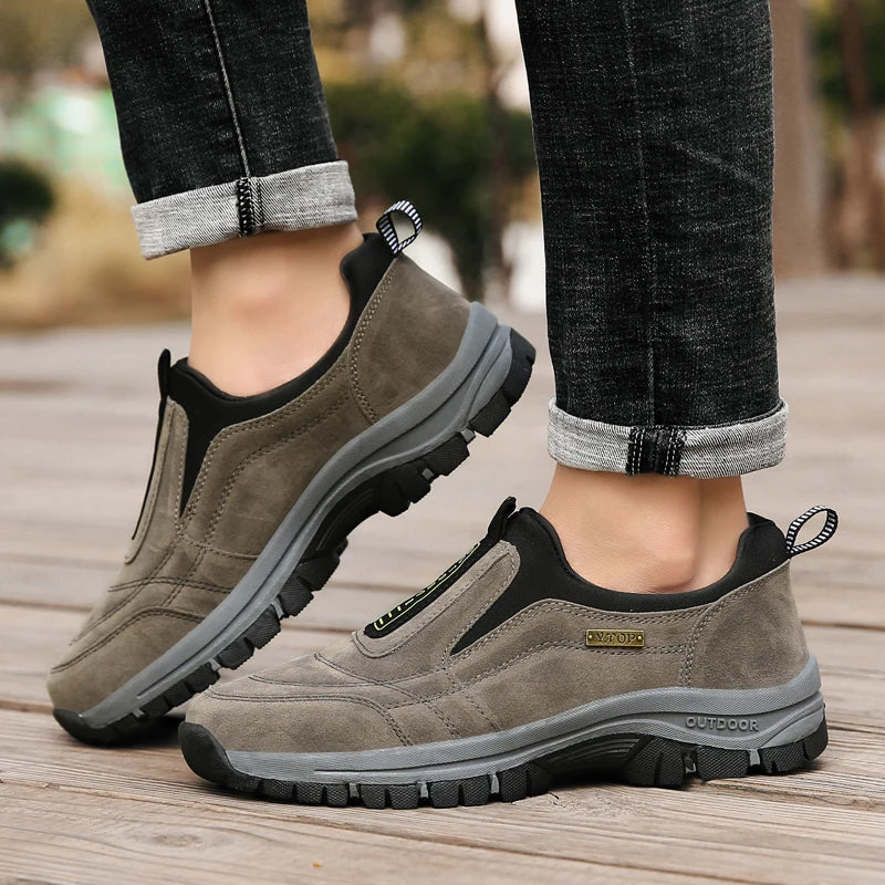 Men's non-slip casual sports shoes wear-resistant hiking shoes Outdoor 2025 fashion comfortable flat walking shoes for men
