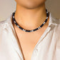 Schwarz-weiße Halskette aus Polymertonperlen, kurze Halskette für Herren, trendiger Halsschmuck 2023, Modeaccessoires, Herren-Geschenk