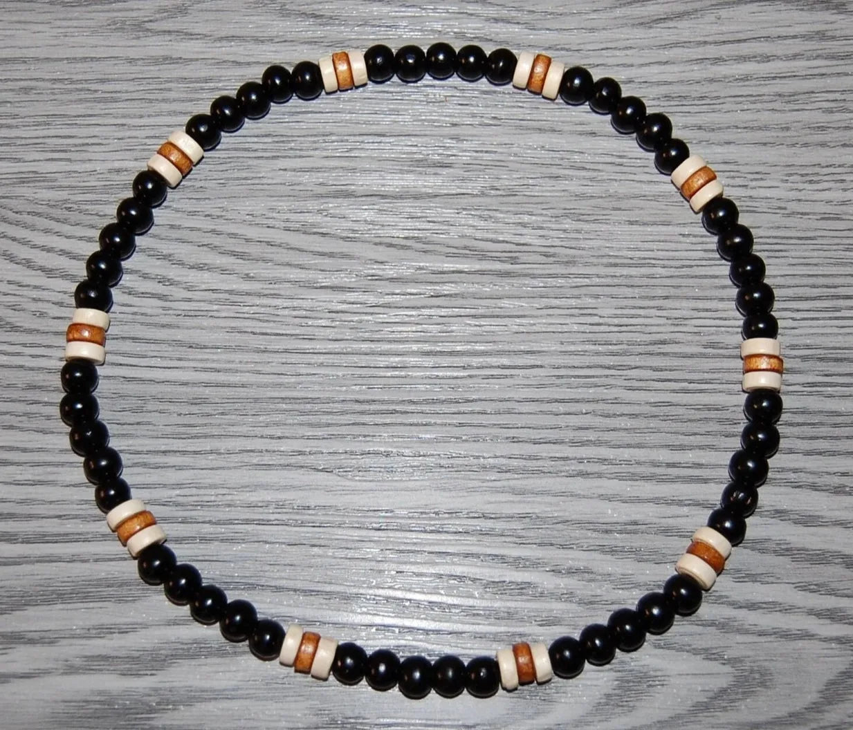 Men's Necklace Natural Coconut Pearls, Heishi Pearls in White Natural Shell and Black Wood  Beaded Surfer Necklace