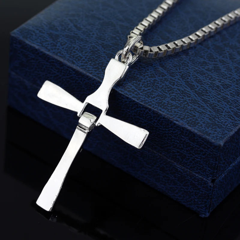 The Fast and The Furious Dominic Toretto Kristall Jesus Kreuz Anhänger Halskette für Herren Crucifixo Masculino Jesus Christus Hals