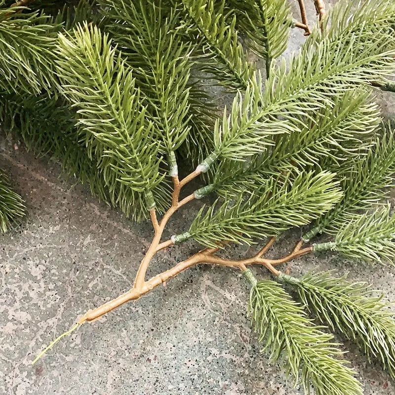 Künstliche grüne Pflanzen 2023 Neujahr Weihnachtsgirlande Kränze Home Party Dekoration Kiefer Baum Rattan Hängeornament Für Kinder