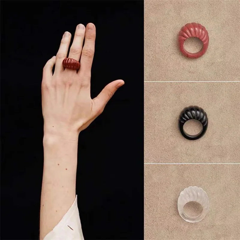 HANGZHI Unregelmäßige breite, klobige Ringe für Damen Vintage Acrylharz Herbst Winter Geometrischer Stapelschmuck Finger Accessoire