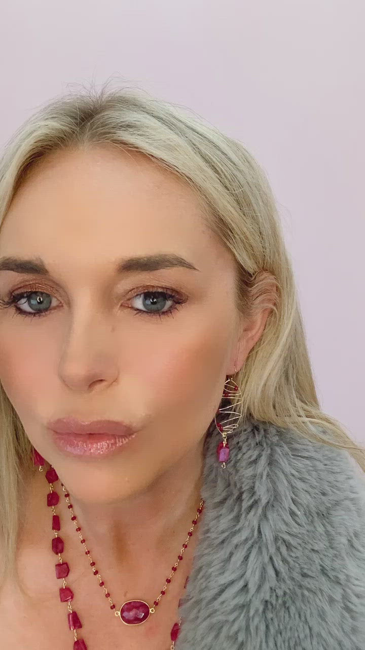 Hana Wrap Bracelet/Necklace in Ruby - Chunky Stone