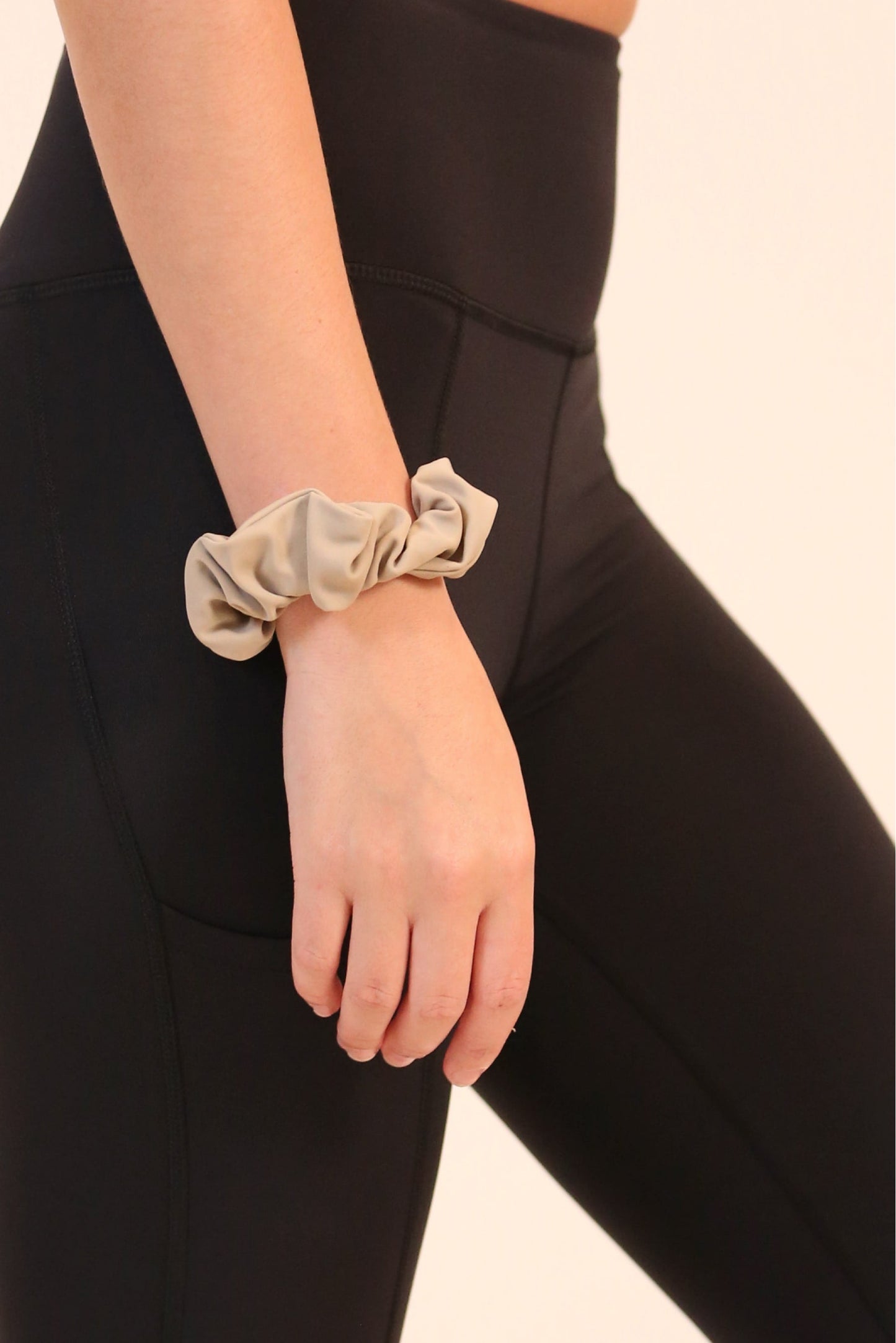 the eco scrunchie