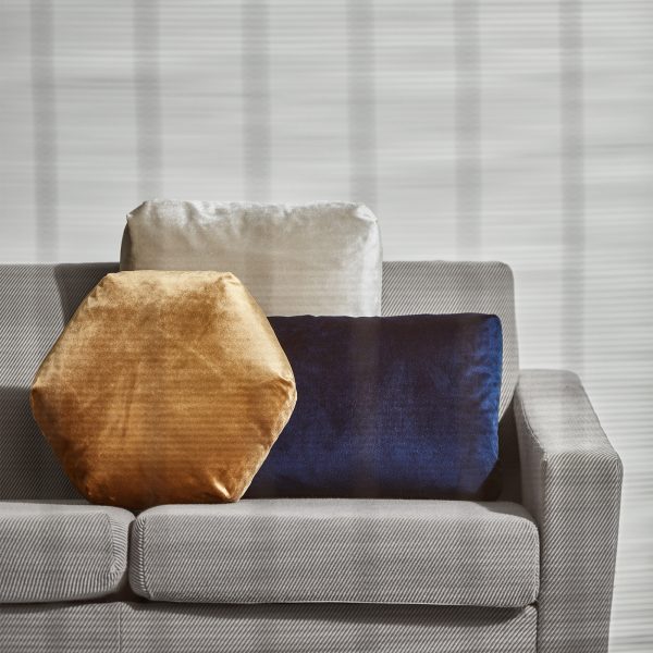 CUSHION - PLUS