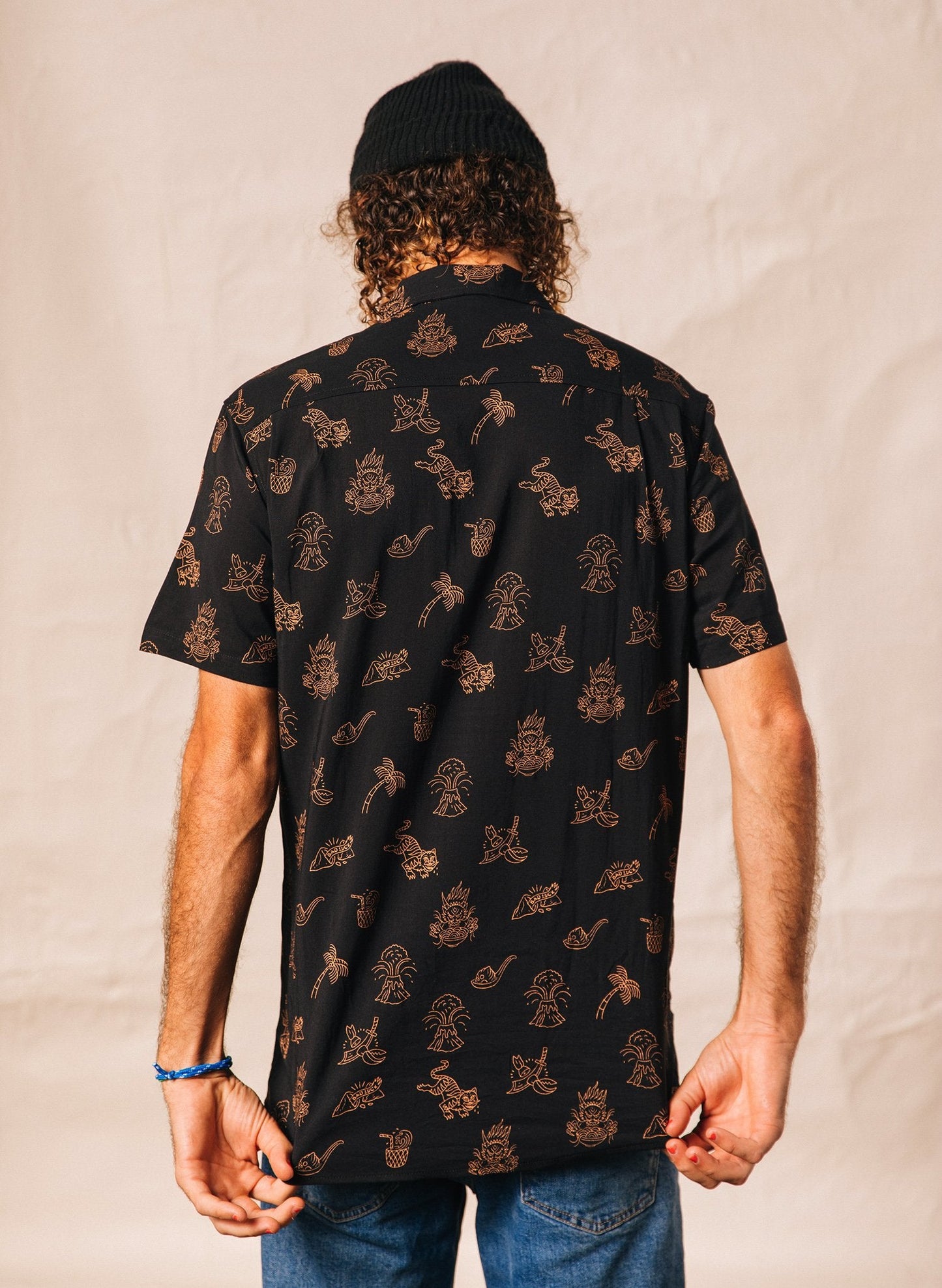 Spicy Noods Button-Up